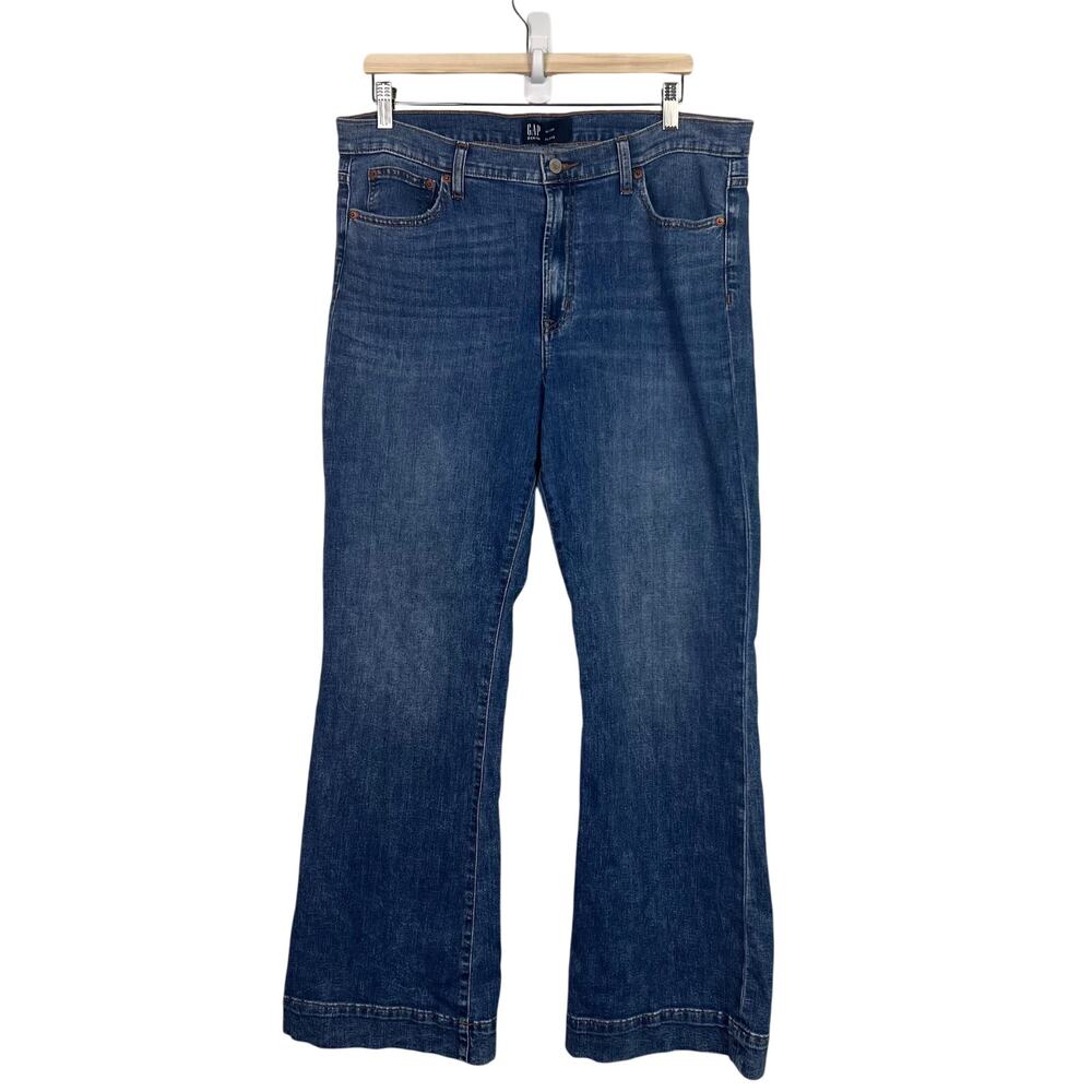 Gap Women's Size 16/33 Reg High Rise Flare Medium Wash‎ Indigo Blue Denim Jeans